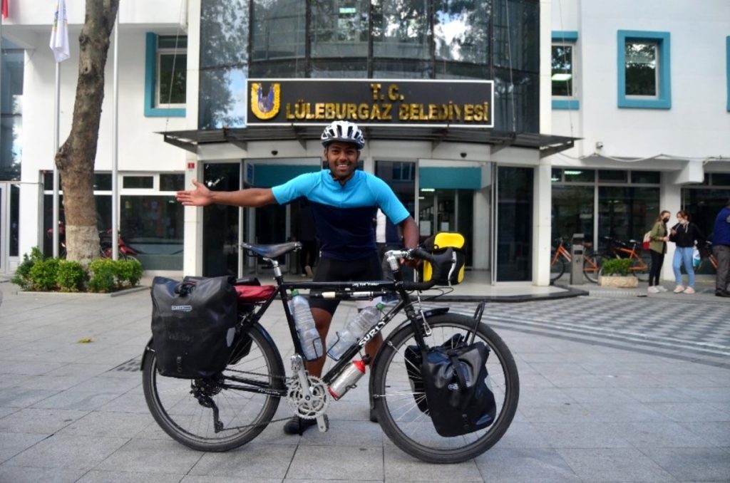 İngiliz Luqman Samir Türkiye'de