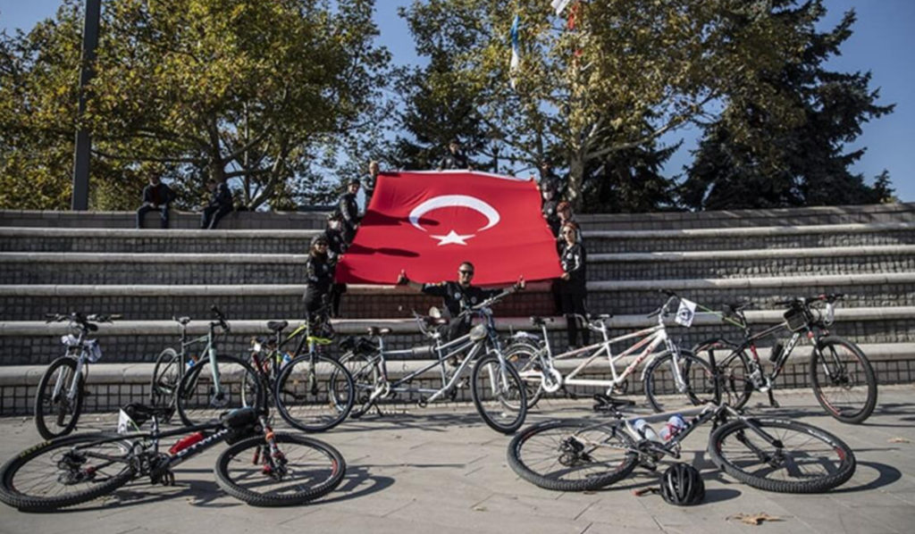Bisikletliler Anıtkabir'de