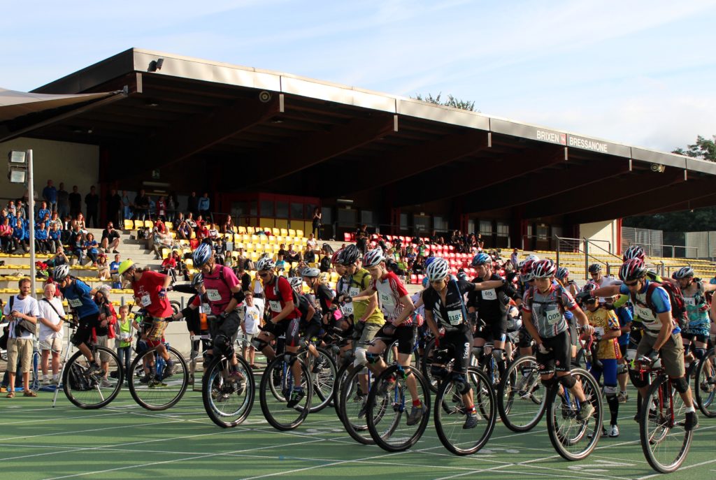Brixen 2012'de UNICON 16'da 100 km yarışının başlangıcı