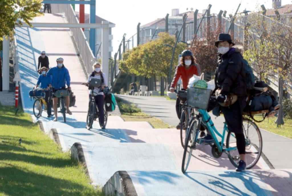 Lüleburgaz Belediyesince Bisiklet Yılı ilan edilen 2017de hizmete açılan akademi, 3 yılda yaklaşık 500 bisikletli turisti ücretsiz ağırladı.