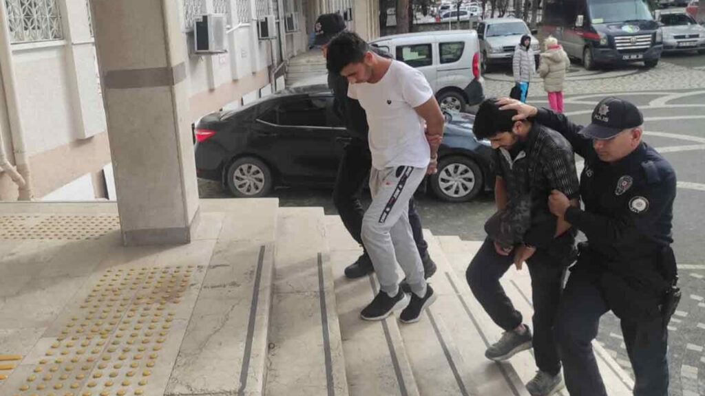 Akşehir'de Yakalanan Hırsızlık Şüphelileri: